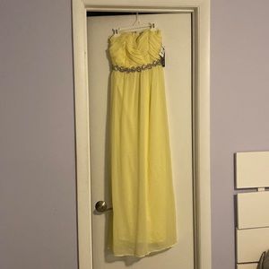 Charlotte Russe Strapless Yellow Prom Dress Never Worn Size S TAGS STILL ON